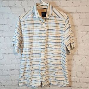 Men's True Measure button-down shirt, size Medium